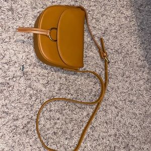 It’s brand new,never used,it’s just not my style!